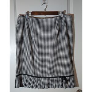 Sweet Suit Women Black and White 14W Skirt